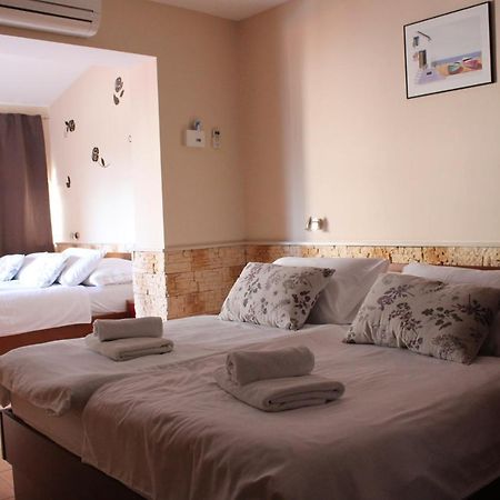Dalmacija Bed and Breakfast Omiš Exteriör bild