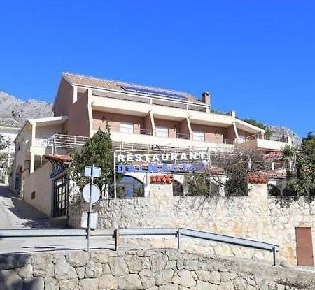Dalmacija Bed and Breakfast Omiš Exteriör bild