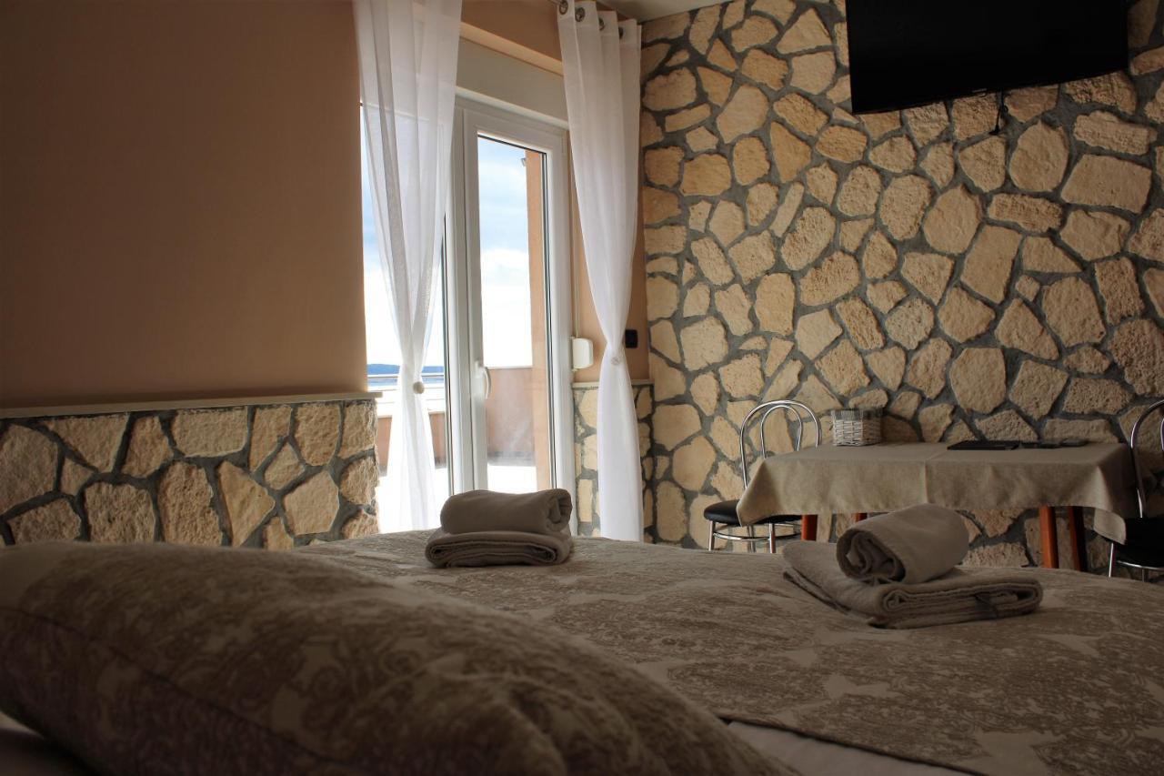 Dalmacija Bed and Breakfast Omiš Exteriör bild
