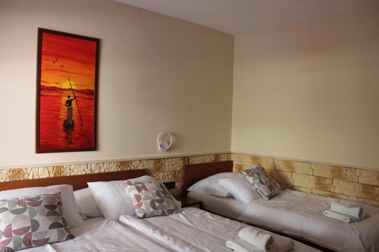 Dalmacija Bed and Breakfast Omiš Exteriör bild