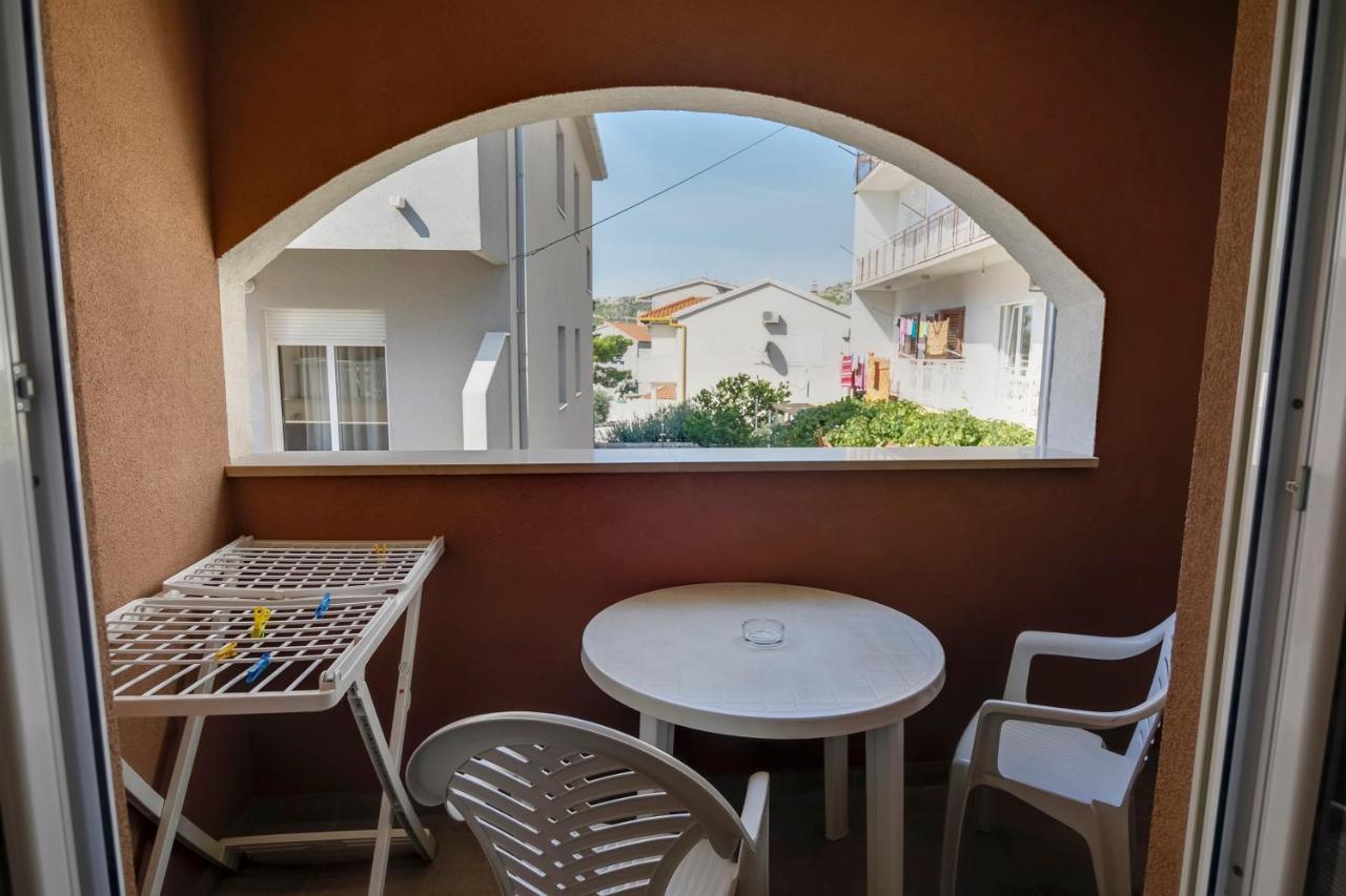 Dalmacija Bed and Breakfast Omiš Exteriör bild